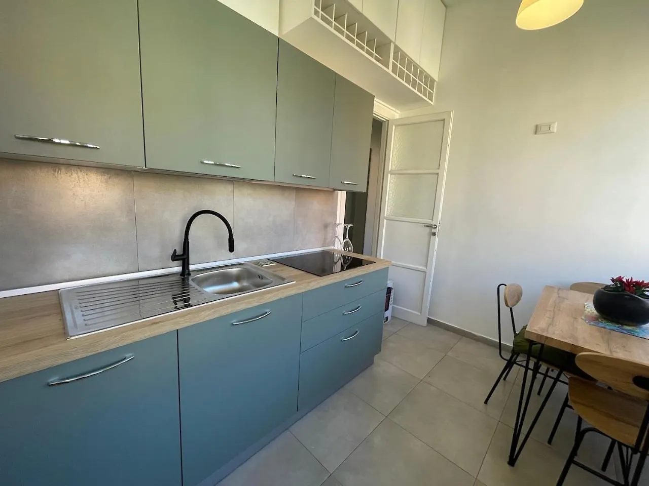Apartment Appartamento Vicino Il Centro Palermo Italy
